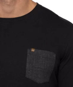 Travis Mathew Tee Beers And Cheer Long Sleeve -Golf Sales Store travis mathew beers and cheers long sleeve tee black 03 00245.1671653791